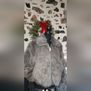 Jack And Jones (JJXX) Elegant Faux Fur Jacket